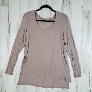 Paper + Tee Scoop Neck Long Sleeve High Top Lightweight Top Women's Size Medium
